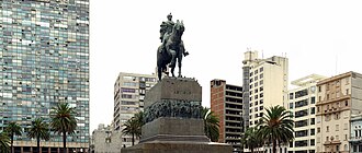 Montevideo, Plaza de Armas