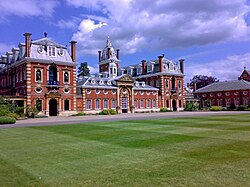 Pogled na Wellington college sa južne strane