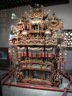 Raskošna nosiljka za nevjestu