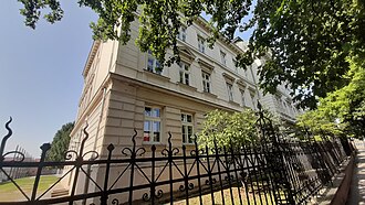 Gimnazija Bjelovar gledana s jugoistoka