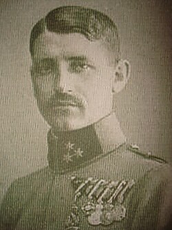 Hauptmann Đuro Dragičević u odori Austro-Ugarske vojske.