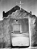 Crkva u Taos Pueblu (1942.)