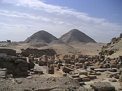 Memfis sa svojim nekropolama (Sakara, Abusir, Piramide u Gizi i Dahšur)