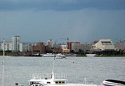 Pogled na Krasnojarsk sa rijeke Jenisej