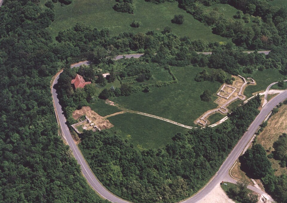 Datoteka:Visegrád - Sibrik Hill.jpg