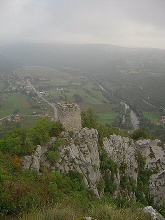 Ispod tvrđave Greben nalazi se samostan