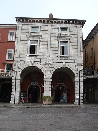 Providurska palača u Desenzanu