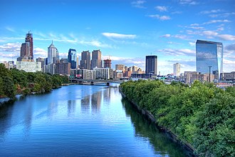 Philadelphia, u prvom planu rijeka Schuylkill