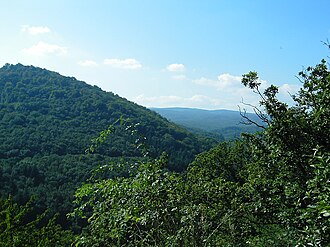 Pogled na stijene Bijelih Karpata