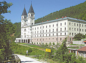 Franjevački samostan i crkva sv. Ivana Krstitelja u Kraljevoj Sutjesci