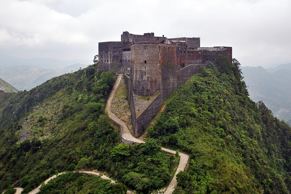 Datoteka:Citadelle Laferrière Aerial View.jpg