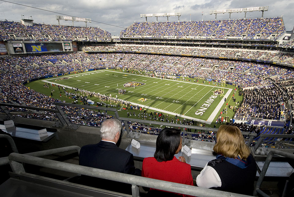 Datoteka:M&T Bank Stadium DoD.jpg