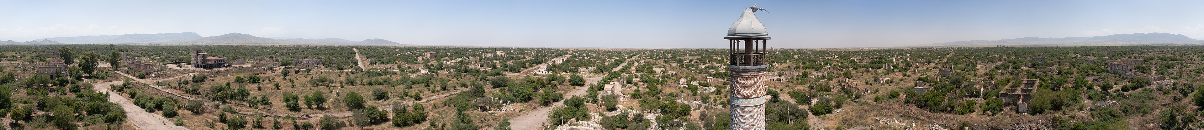 Vodič Lonely Planeta je 2008. godine nazvao grad "Kavkaškom Hirošimom".[13][14]