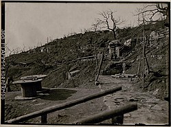 Pogled na špilje i skloništa na Kalvariji (Podgori)